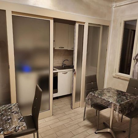 Rosilienza Suites Private Spa, Patio Garden Free Trasfer To & From Airport Fiumicino Kültér fotó