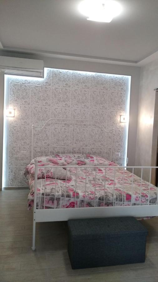 Rosilienza Suites Private Spa, Patio Garden Free Trasfer To & From Airport Fiumicino Kültér fotó