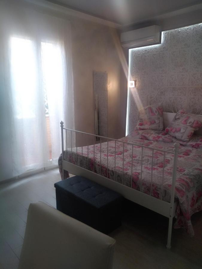 Rosilienza Suites Private Spa, Patio Garden Free Trasfer To & From Airport Fiumicino Kültér fotó