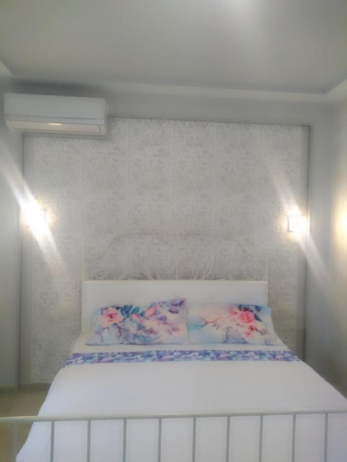 Rosilienza Suites Private Spa, Patio Garden Free Trasfer To & From Airport Fiumicino Kültér fotó
