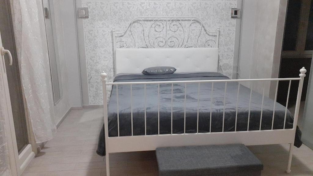 Rosilienza Suites Private Spa, Patio Garden Free Trasfer To & From Airport Fiumicino Kültér fotó